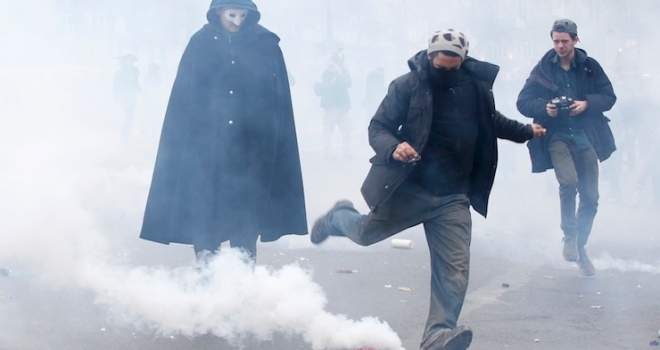 ‘İklim Zirvesi’ protesto edildi