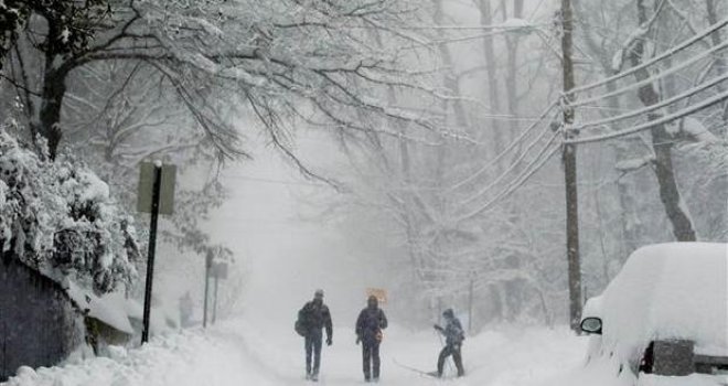 Kar fırtınası 20 can aldı
