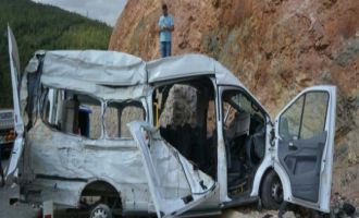 izmir'de trafik kazası